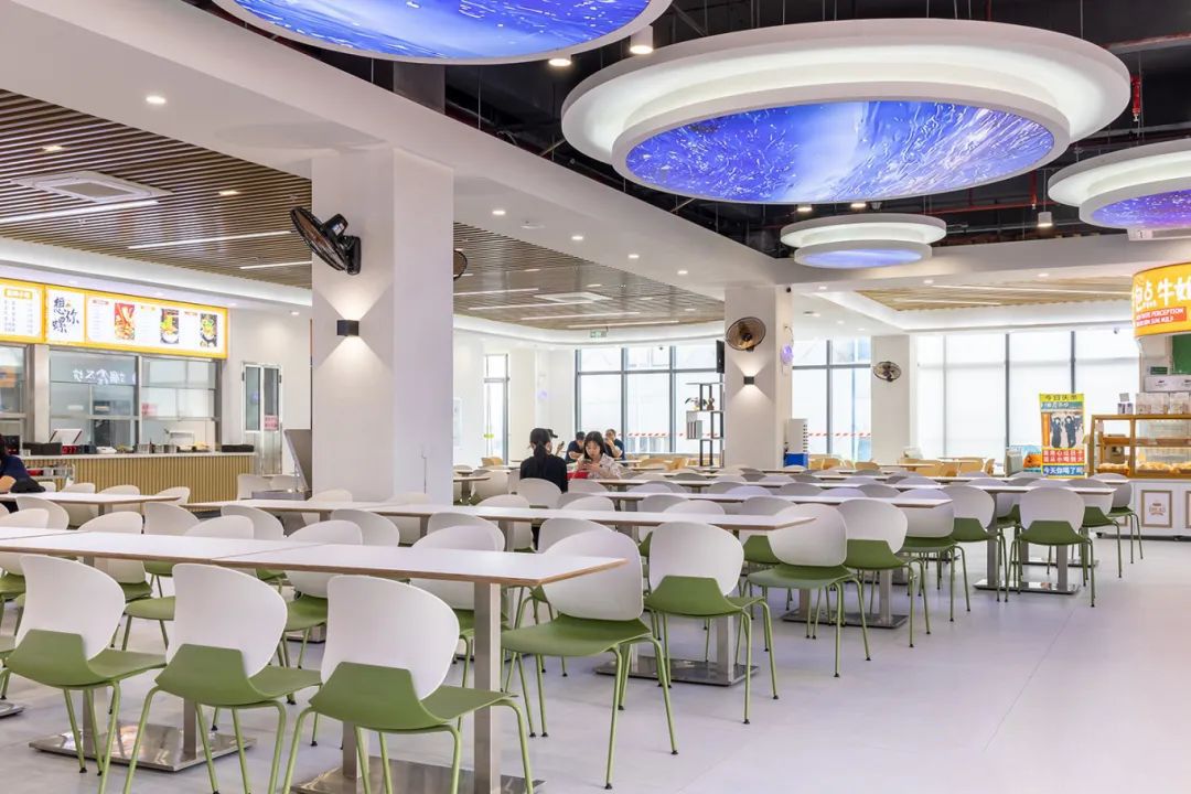 广东肇庆航空职业学院